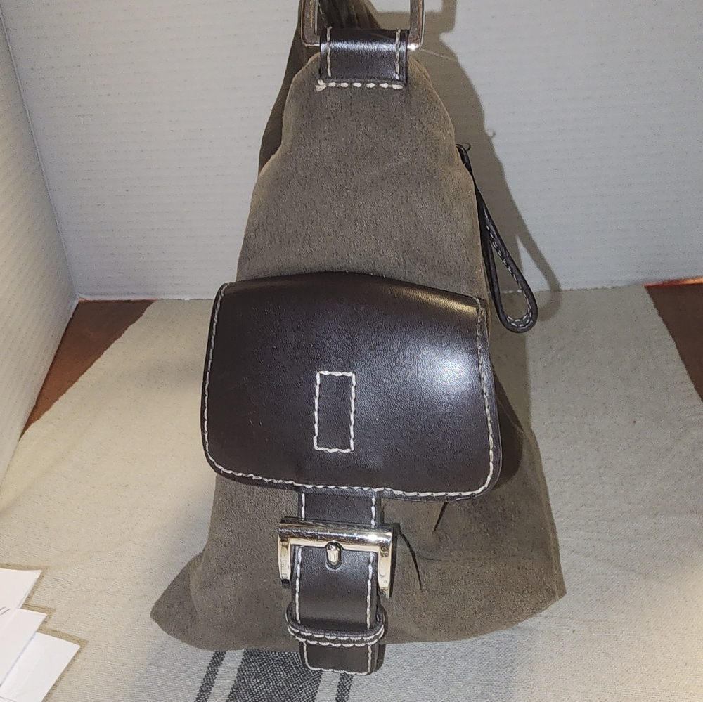 Liz Claiborne Olive Green Suede Shoulder Bag with Dark Brown Trim - Picture 4 of 9